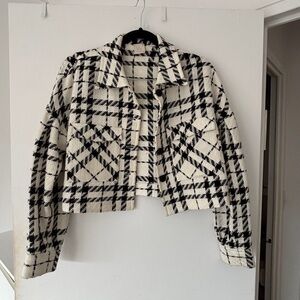 Stylish Black and White Plaid Women's Blazer